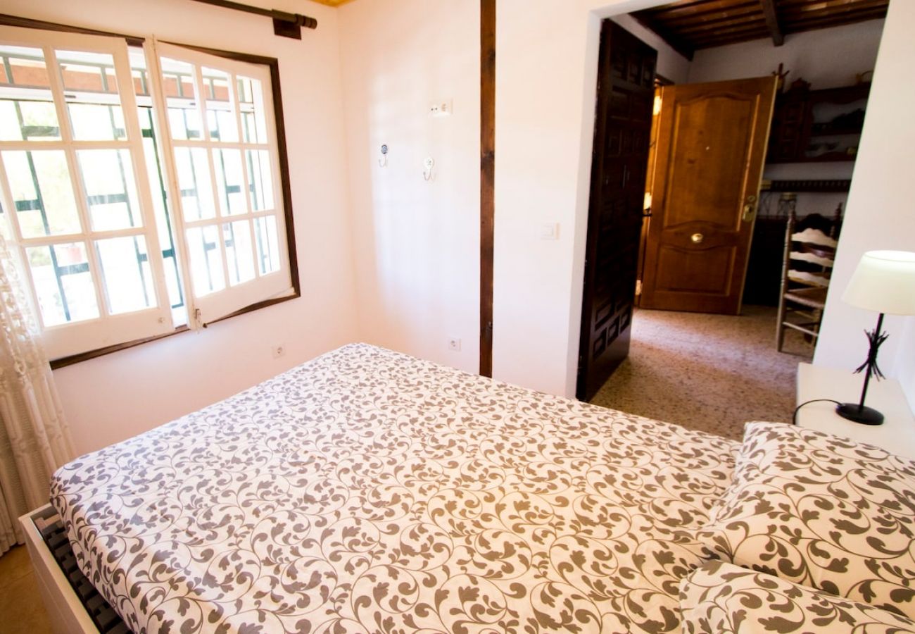 Villa in Santa Coloma de Farners -  Costa Brava villa w/ private pool and spacious garden