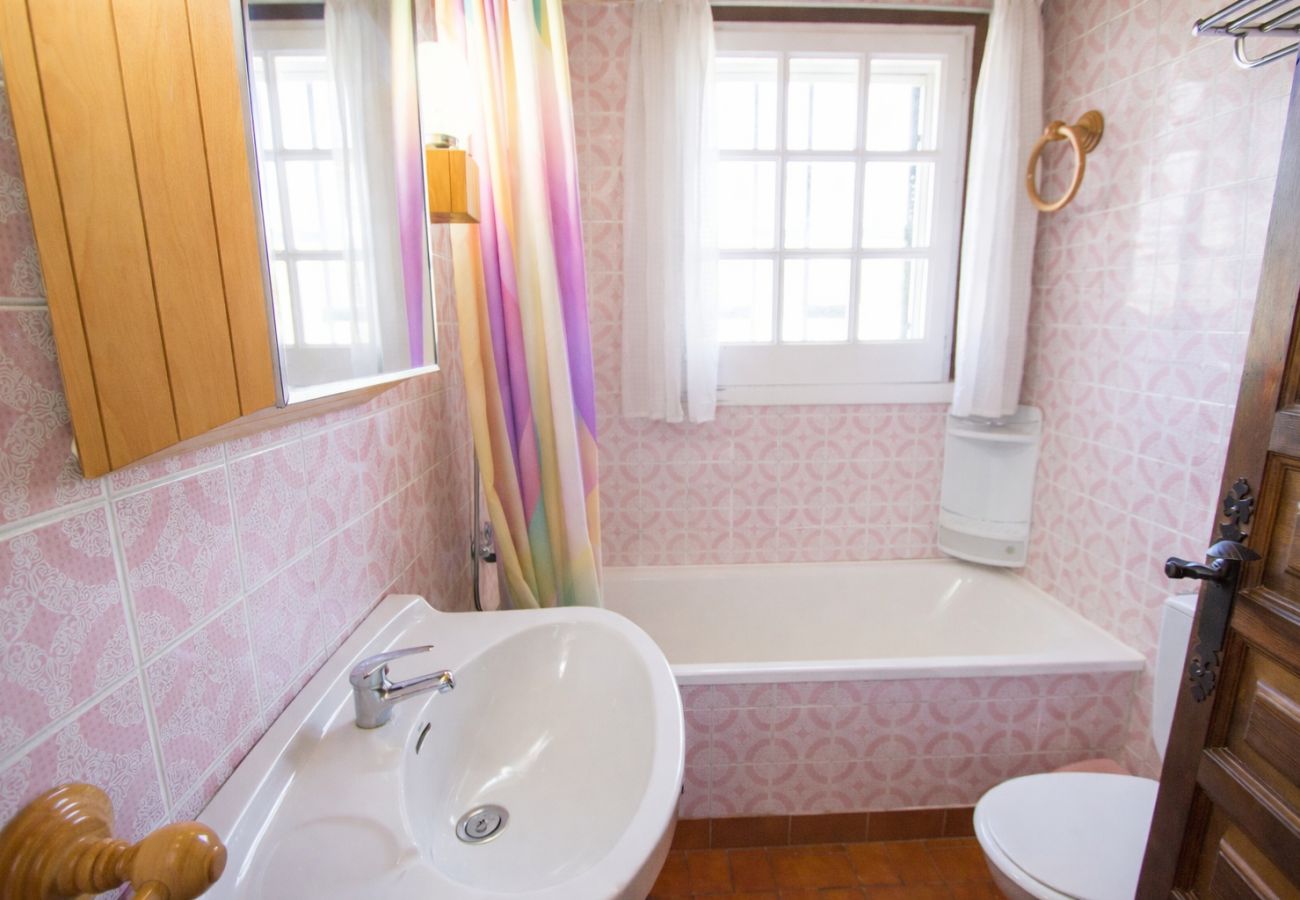 Villa in Santa Coloma de Farners -  Costa Brava villa w/ private pool and spacious garden