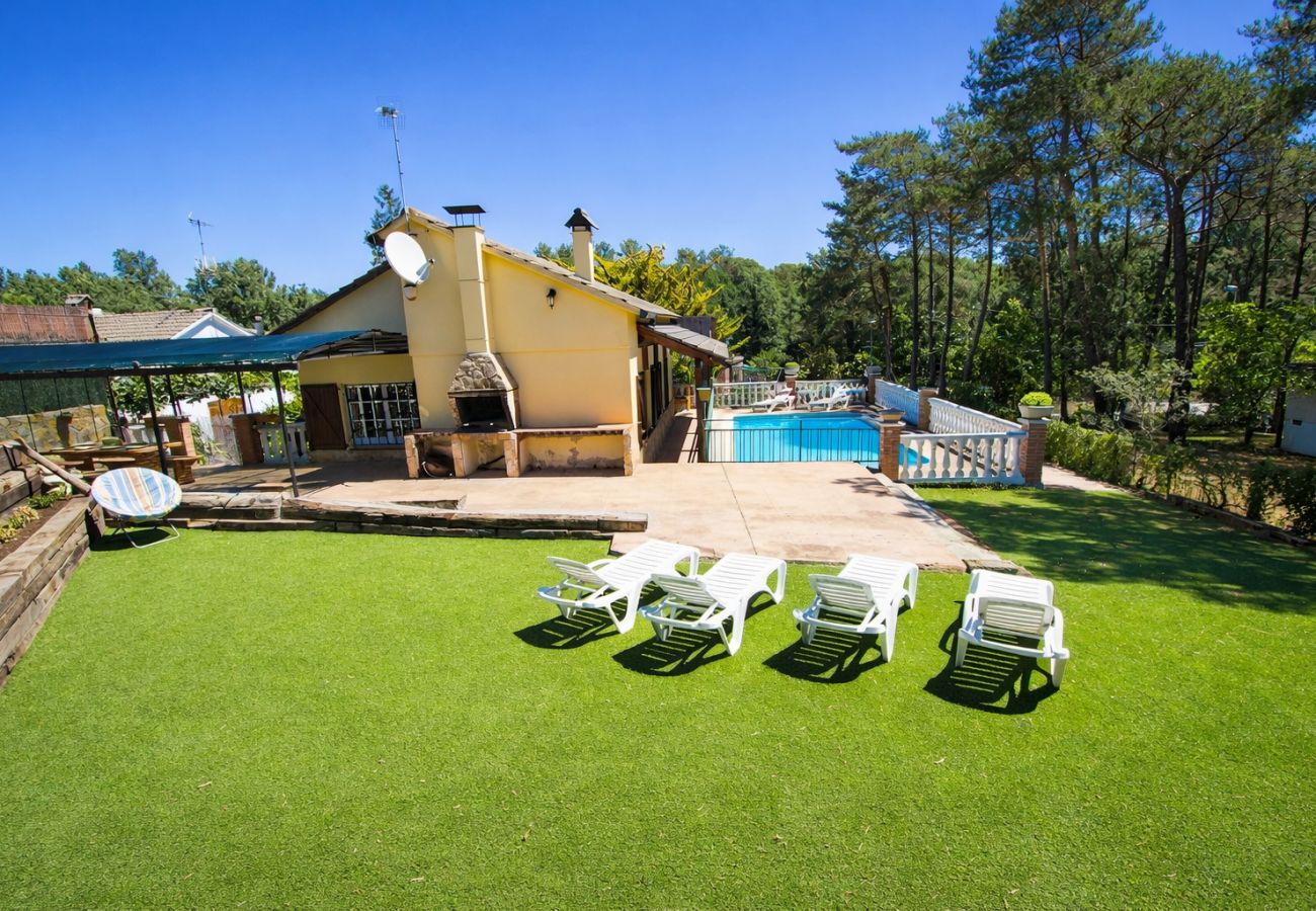 Villa in Santa Coloma de Farners -  Costa Brava villa w/ private pool and spacious garden