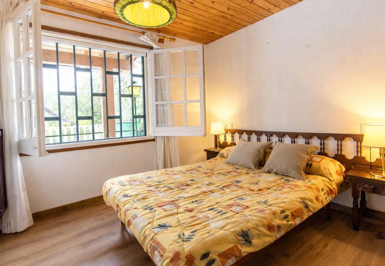 Villa in Santa Coloma de Farners -  Costa Brava villa w/ private pool and spacious garden