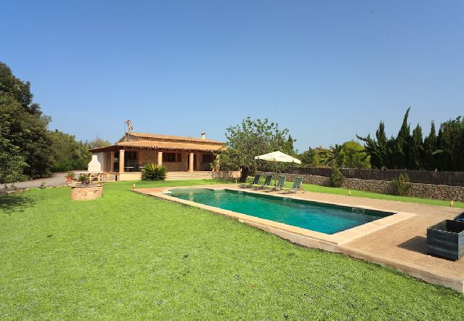 Villa in Pollensa -  Elegant Villa - only 1.5km to Pollensa town!