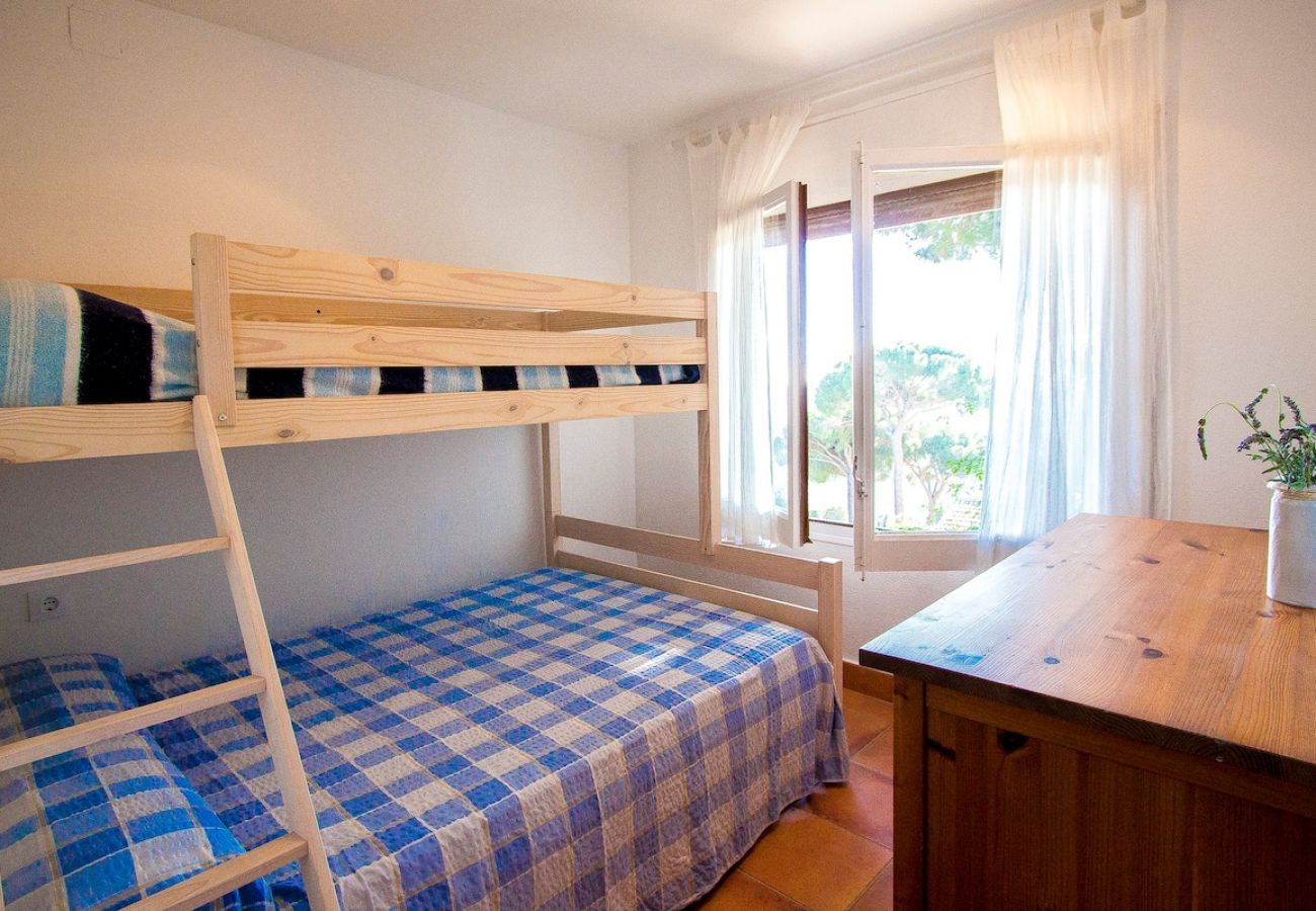Villa in Sant Cebrià de Vallalta - Sophisticated elegance and views close to BCN!
