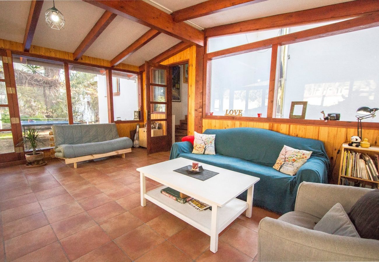 Villa in Sant Cebrià de Vallalta - Sophisticated elegance and views close to BCN!