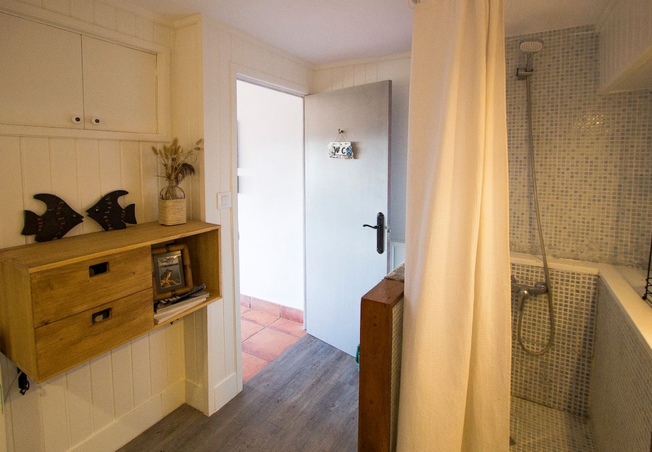 Villa in Sant Cebrià de Vallalta - Sophisticated elegance and views close to BCN!