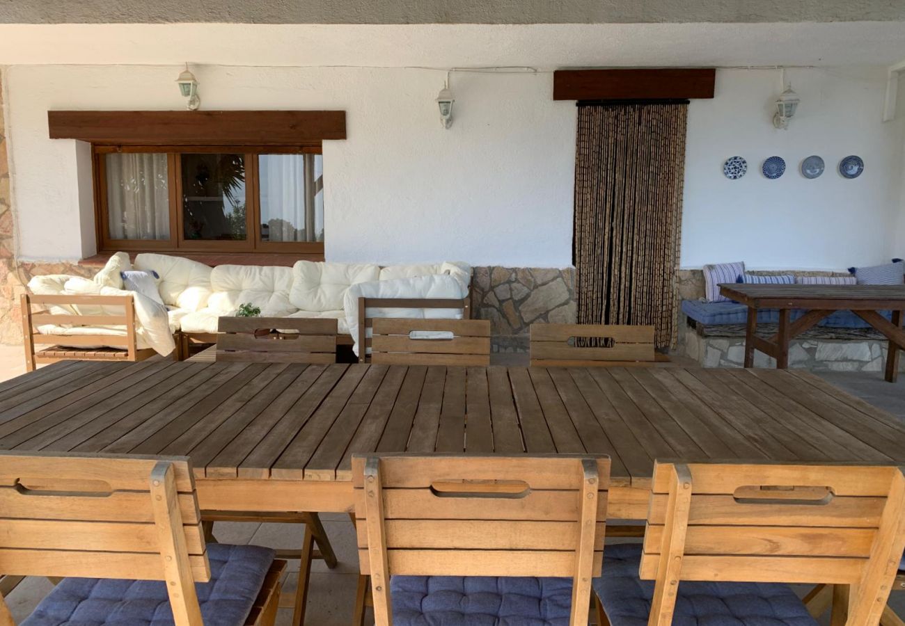 Villa in Sant Cebrià de Vallalta - Sophisticated elegance and views close to BCN!