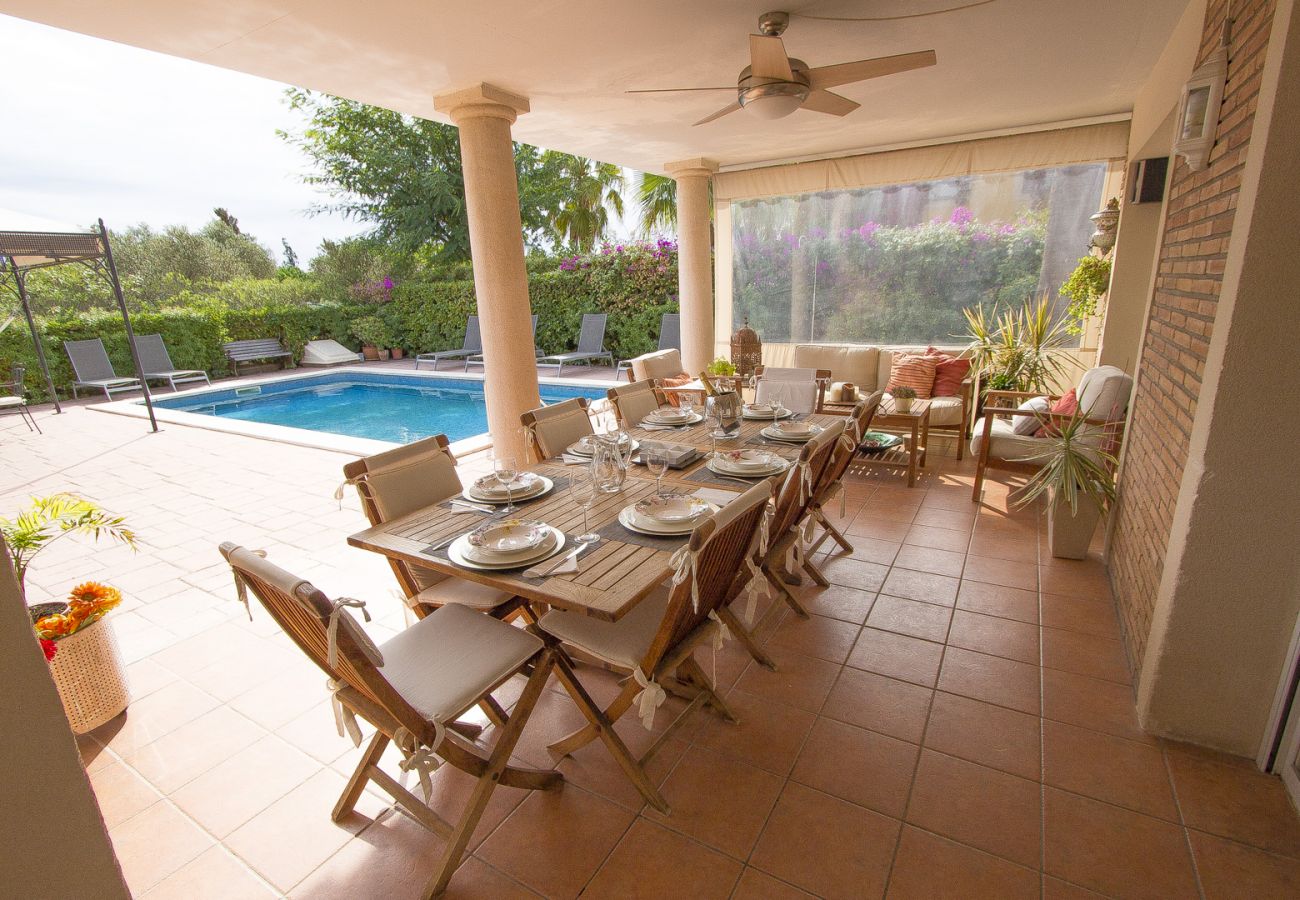 Villa in Reus - Port Aventura,Golf, Costa Dorada at your doorstep