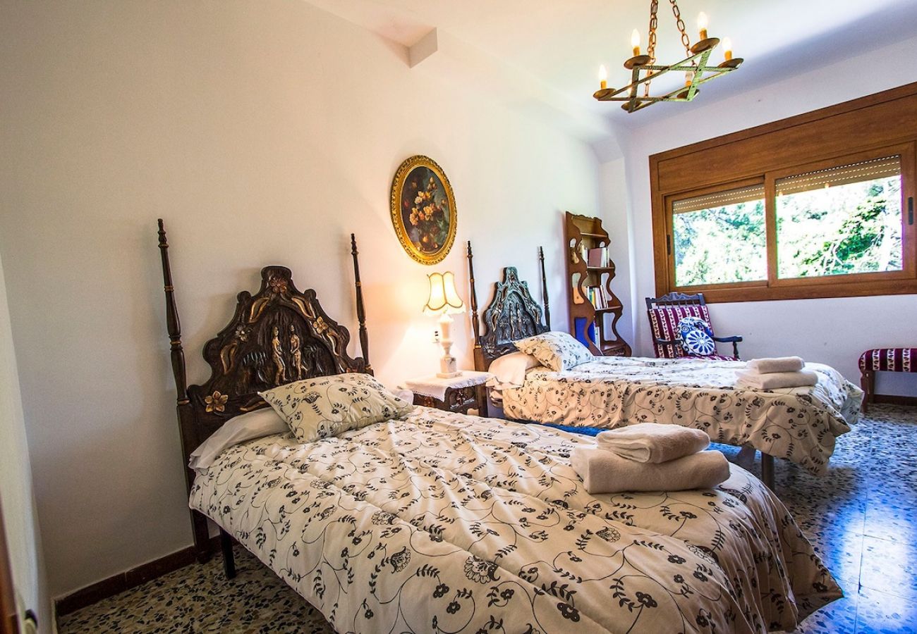 Villa in Castellar del Vallés - Mountain Escape w/ stunning views 40 km to Barna!