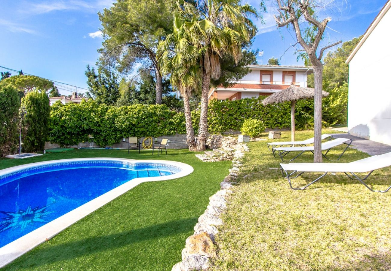 Villa in Cunit -  Costa Dorada Lair in Cunit, 2 km from Med Sea!