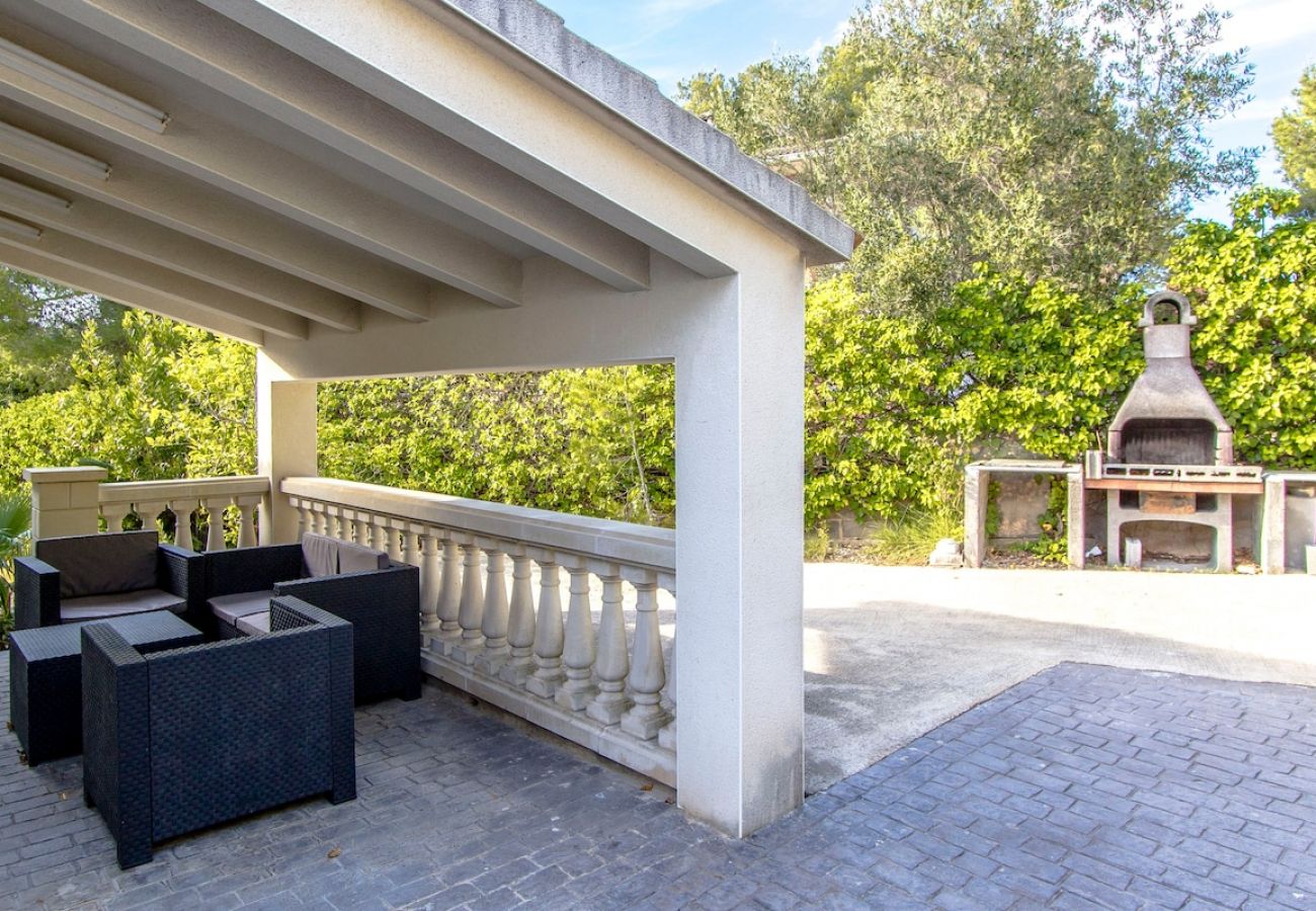 Villa in Cunit -  Costa Dorada Paradise, 2 km from beach!