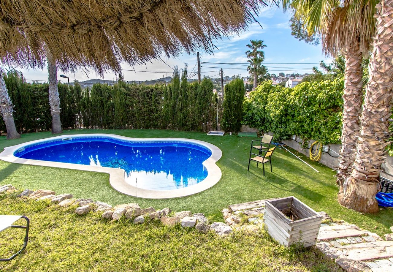 Villa in Cunit -  Costa Dorada Paradise, 2 km from beach!