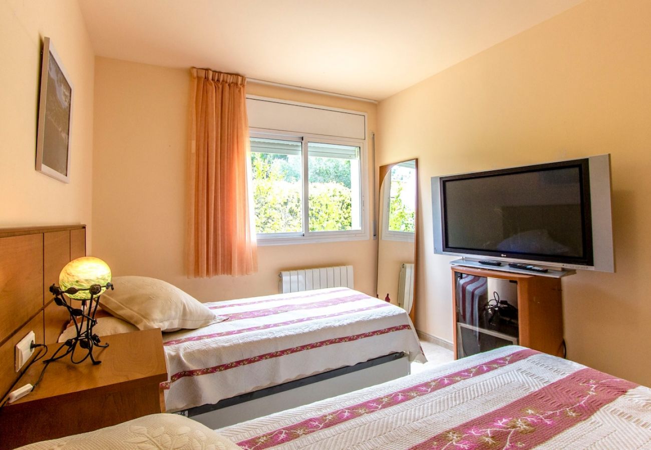 Villa in Cunit -  Costa Dorada Paradise, 2 km from beach!