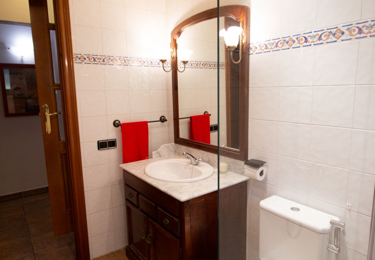 Villa in Vacarisses - Peaceful Perfection - only 30km from Barcelona!