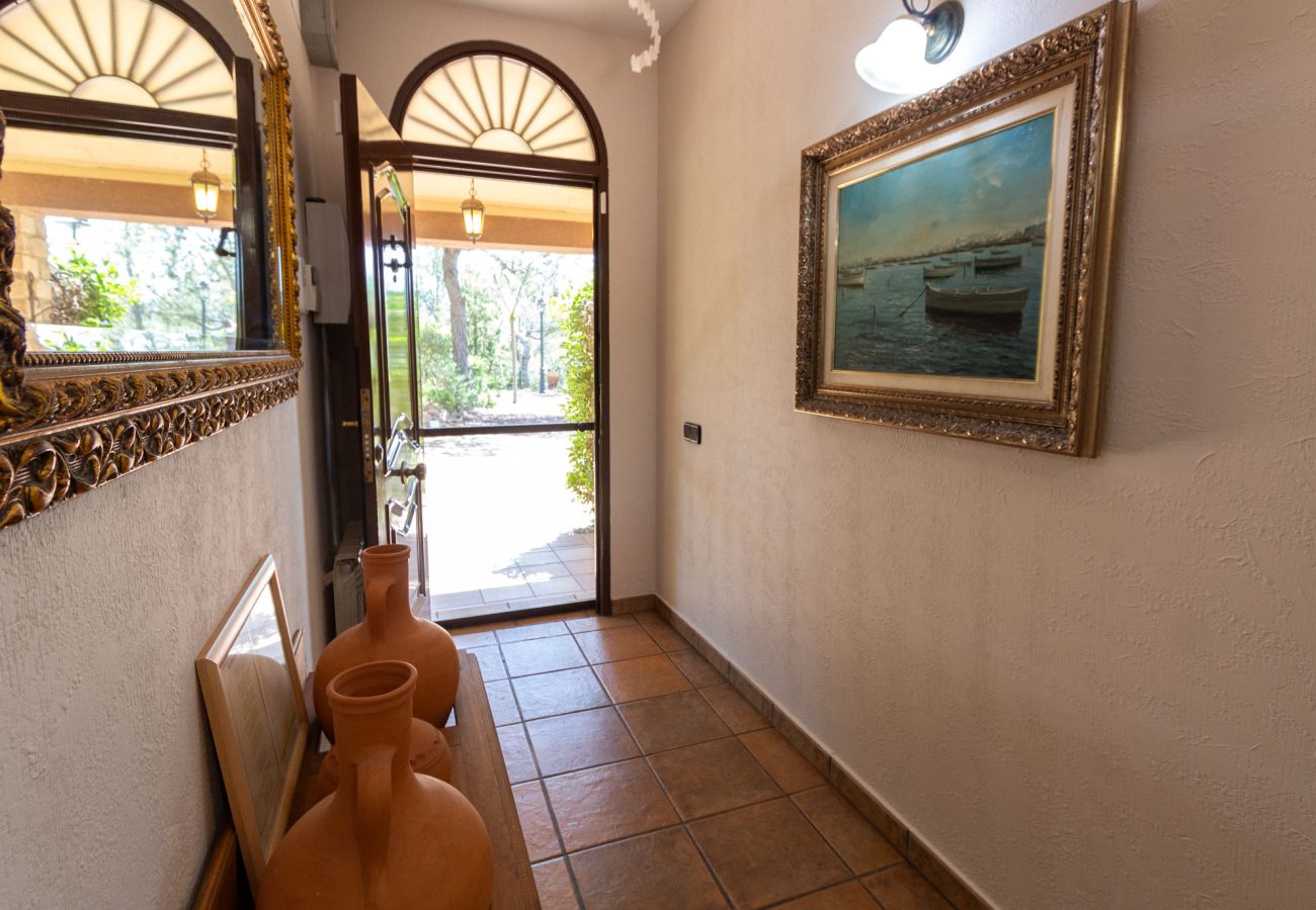 Villa in Vacarisses - Peaceful Perfection - only 30km from Barcelona!