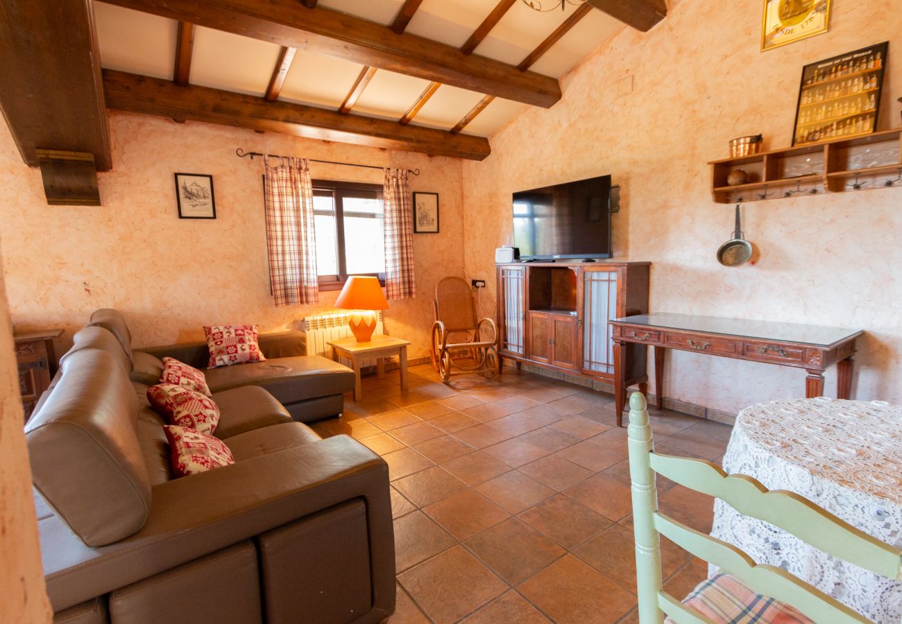 Villa in Vacarisses - Peaceful Perfection - only 30km from Barcelona!