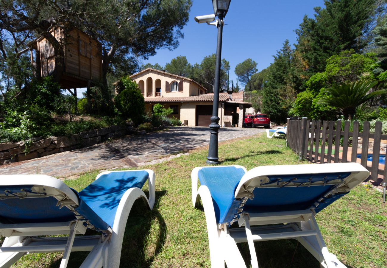 Villa in Vacarisses - Peaceful Perfection - only 30km from Barcelona!