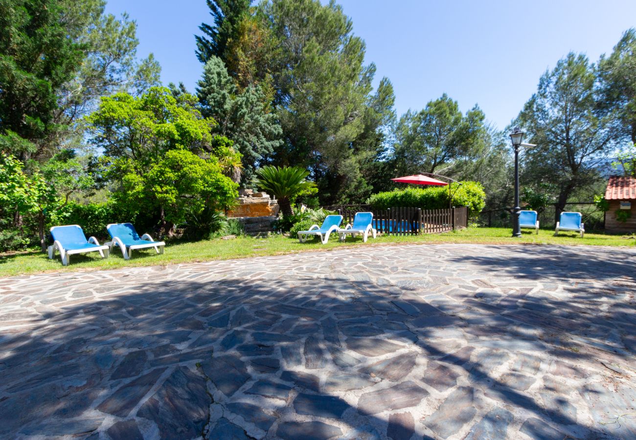 Villa in Vacarisses - Peaceful Perfection - only 30km from Barcelona!