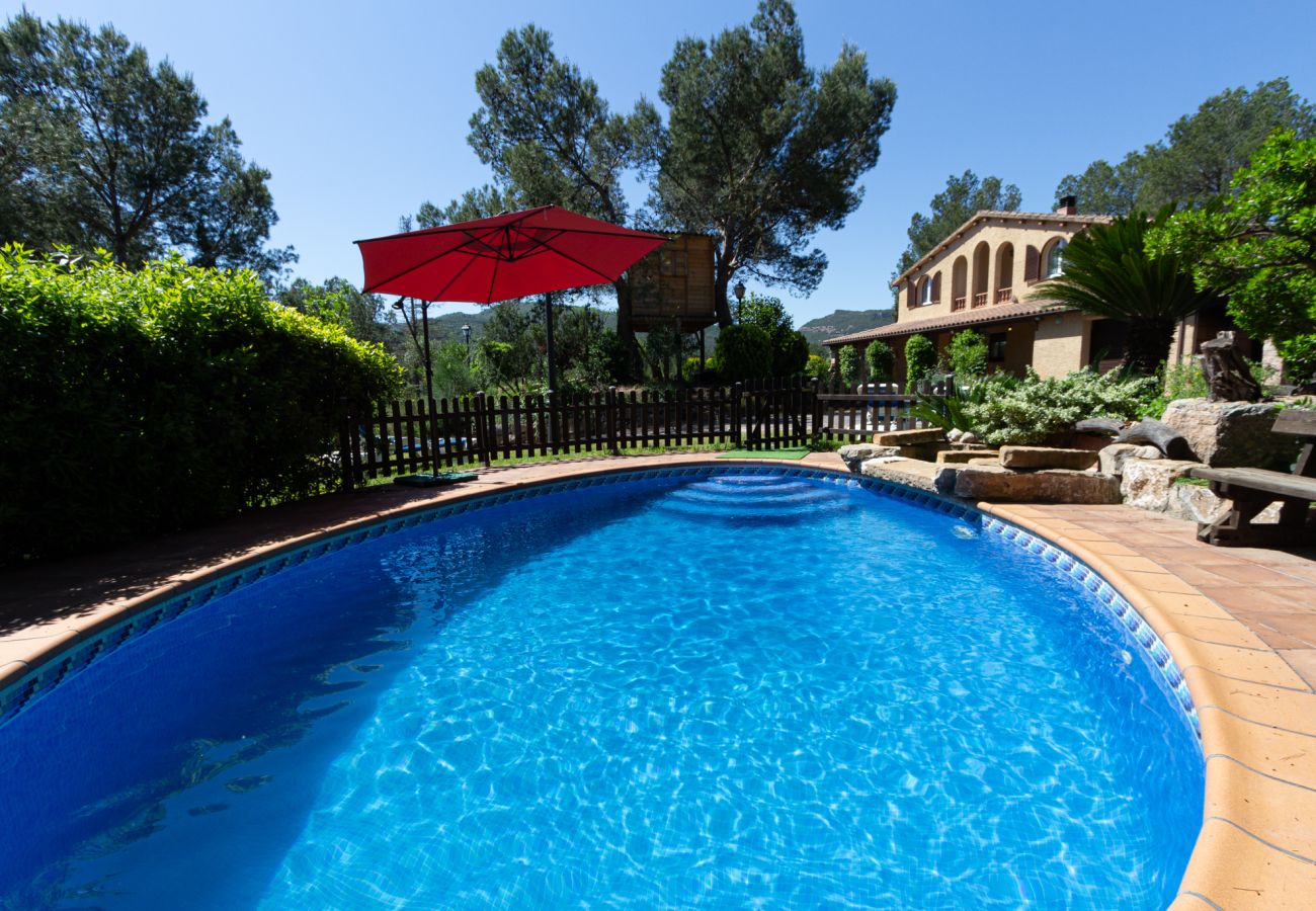 Villa in Vacarisses - Peaceful Perfection - only 30km from Barcelona!