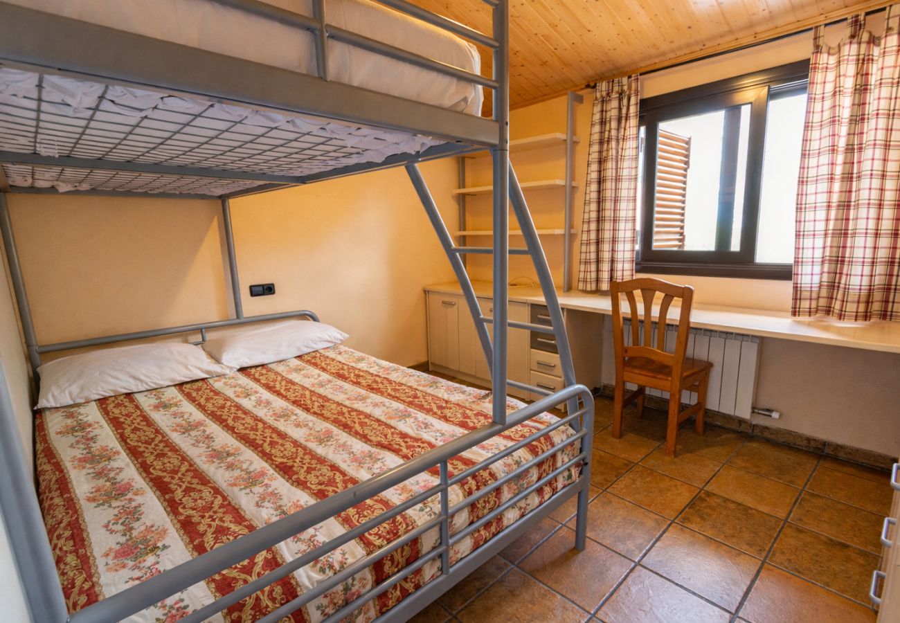 Villa in Vacarisses - Peaceful Perfection - only 30km from Barcelona!