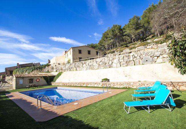Villa/Dettached house in Puigpelat - Sublime seclusion in Catalonia wine Region!