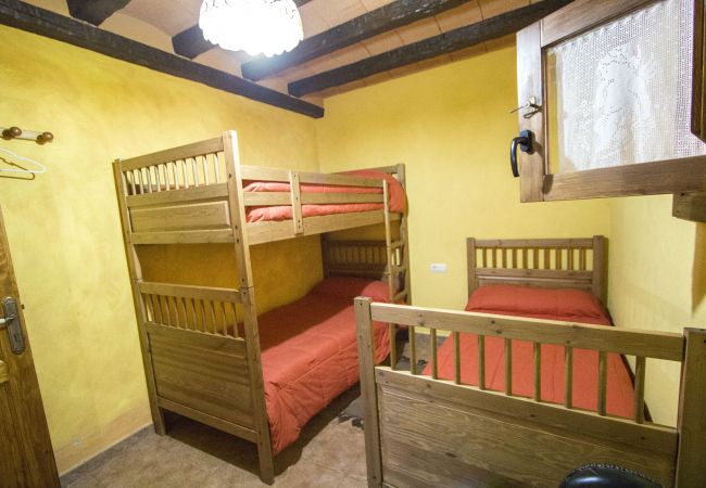 Villa in Puigpelat - Sublime seclusion in Catalonia wine Region! Villa in Puigpelat - Sublime seclusion in Catalonia wine Region!