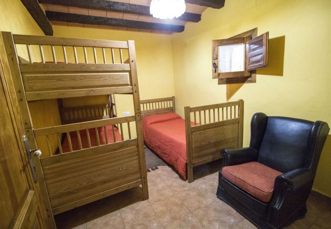 Villa in Puigpelat - Sublime seclusion in Catalonia wine Region! Villa in Puigpelat - Sublime seclusion in Catalonia wine Region!