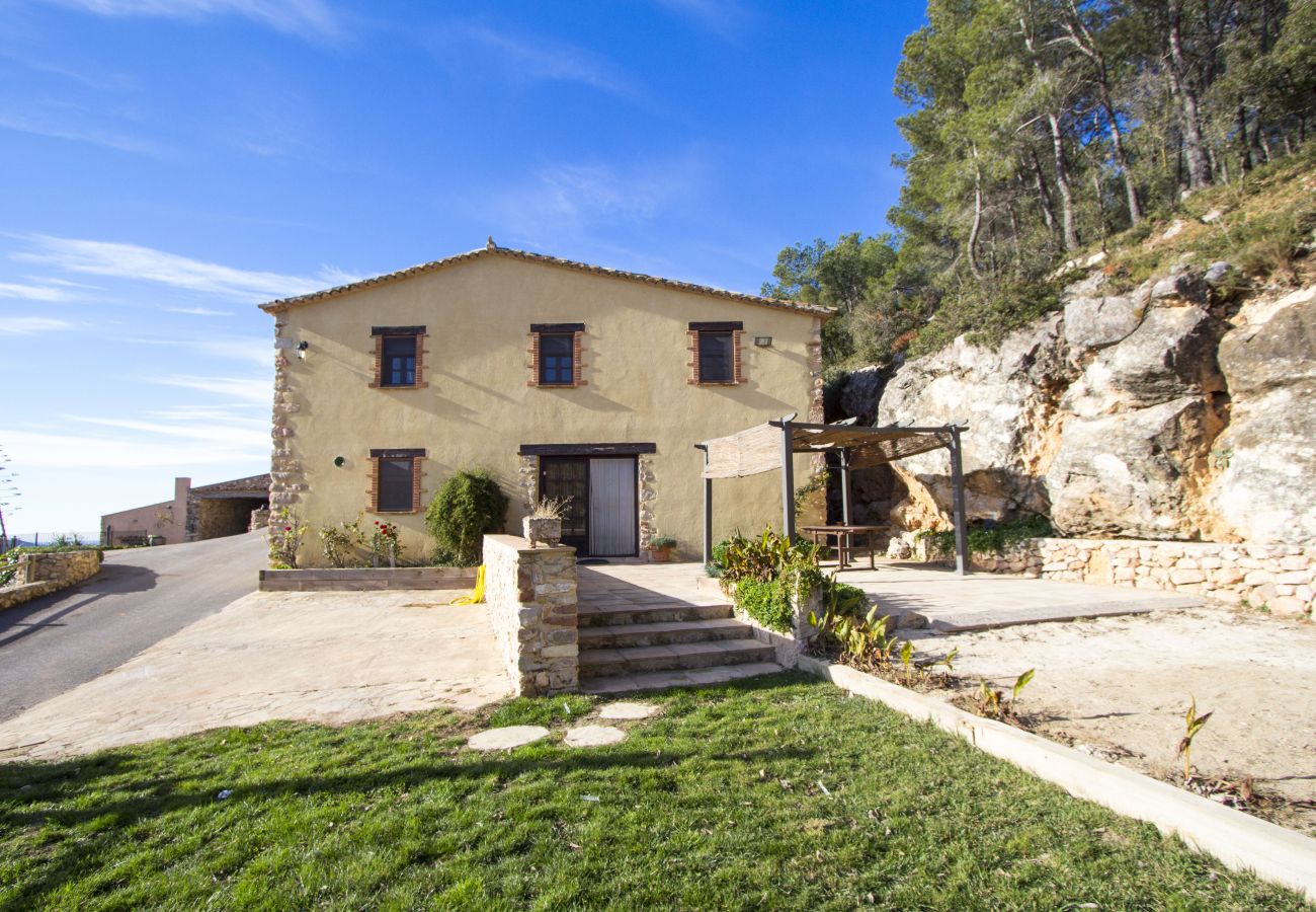 Villa in Puigpelat - Sublime seclusion in Catalonia wine Region!
