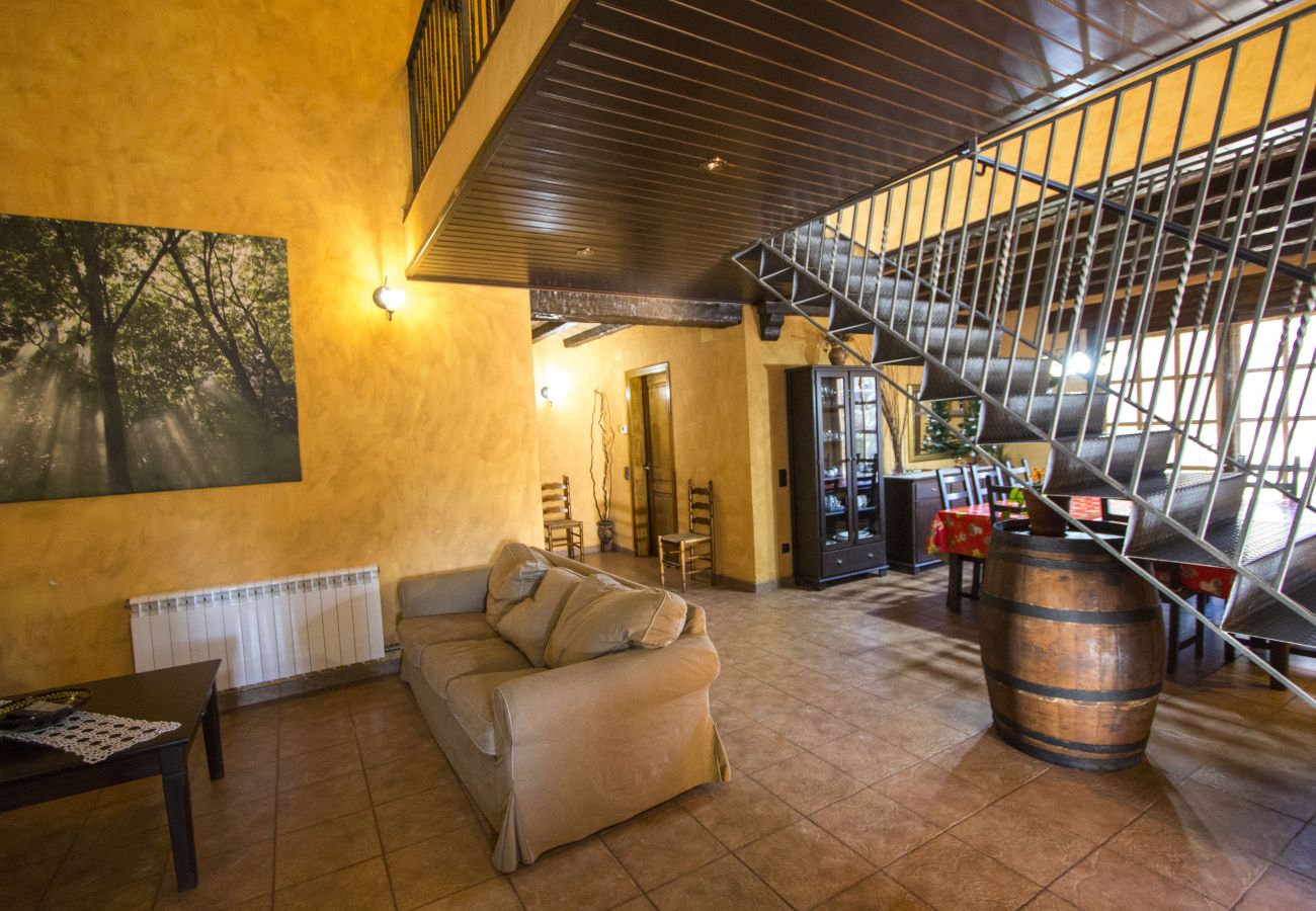 Villa in Puigpelat - Sublime seclusion in Catalonia wine Region!