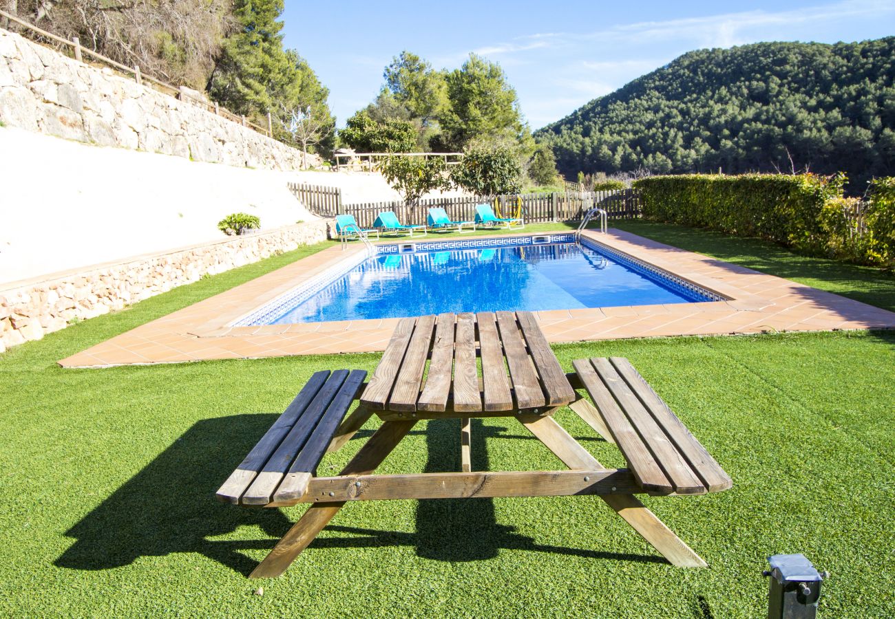 Villa in Puigpelat - Sublime seclusion in Catalonia wine Region!