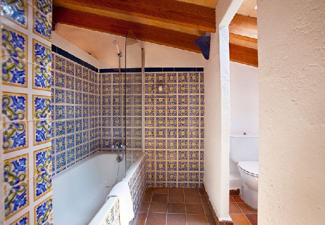 Villa in Palma de Mallorca - Charming Mountain Villa only 8km to the beach Villa in Palma de Mallorca - Charming Mountain Villa only 8km to the beach