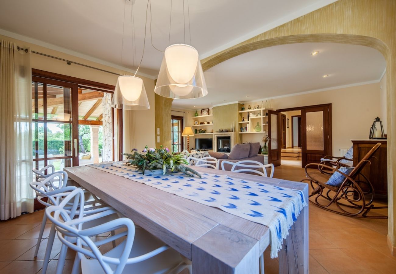 Villa in Palma de Mallorca - Stunning Villa Near Pollensa and Beach