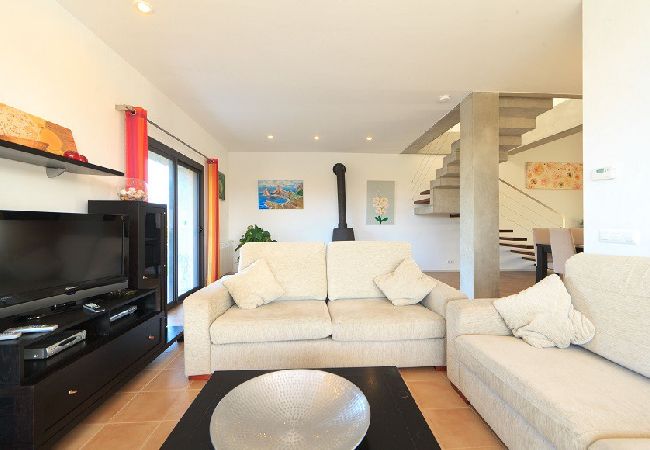 Villa in Mallorca - Incredible villa only 5 min to town of Pollensa! Villa in Mallorca - Incredible villa only 5 min to town of Pollensa!