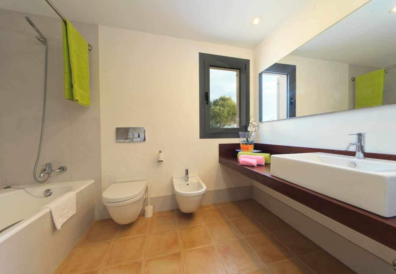 Villa in Palma de Mallorca - Incredible villa only 5 min to town of Pollensa!