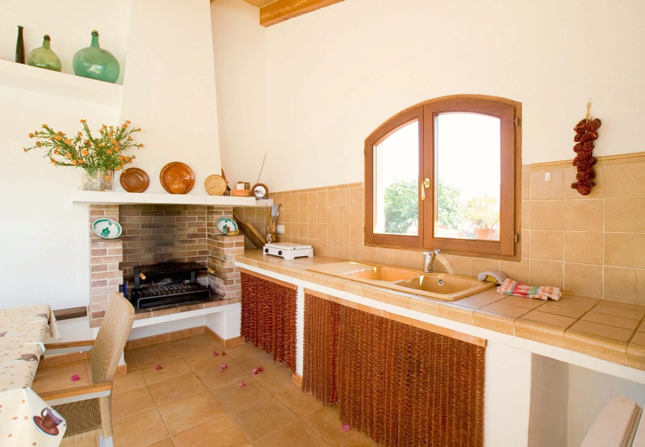 Villa in Palma de Mallorca - Pollensa retreat, walk to Old Town and 6km to beach! 