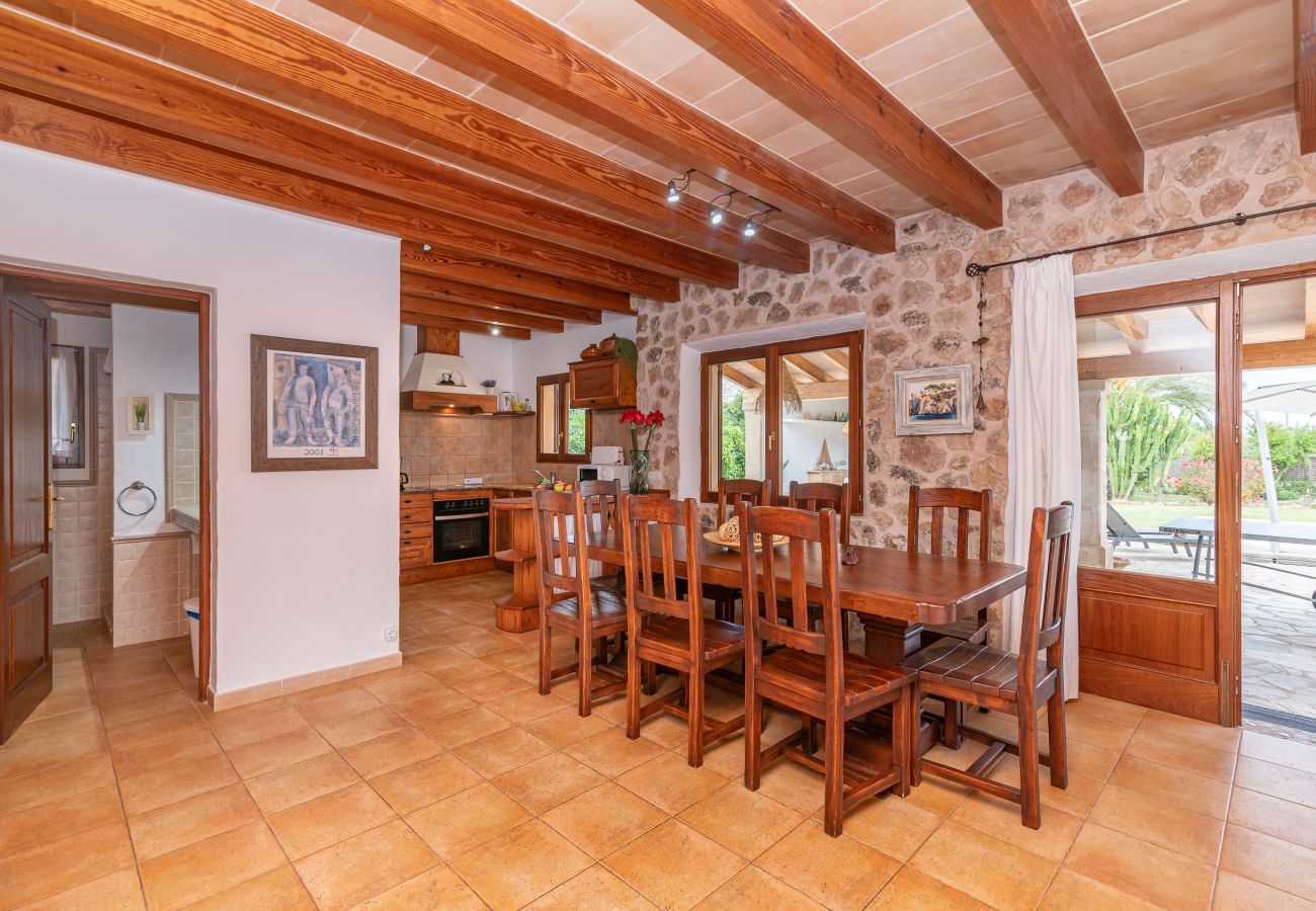 Villa in Palma de Mallorca - Pollensa retreat, walk to Old Town and 6km to beach! 