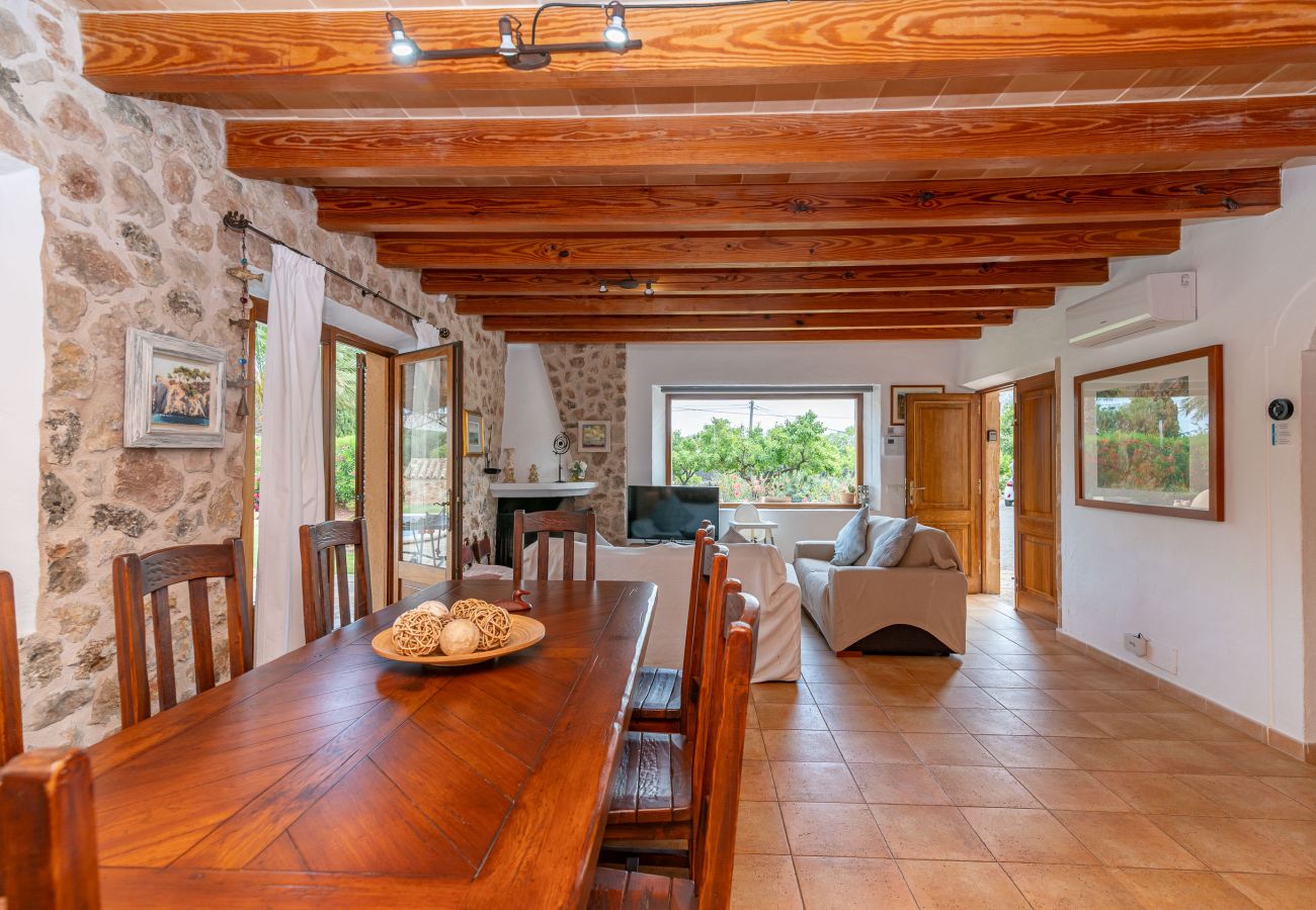 Villa in Palma de Mallorca - Pollensa retreat, walk to Old Town and 6km to beach! 