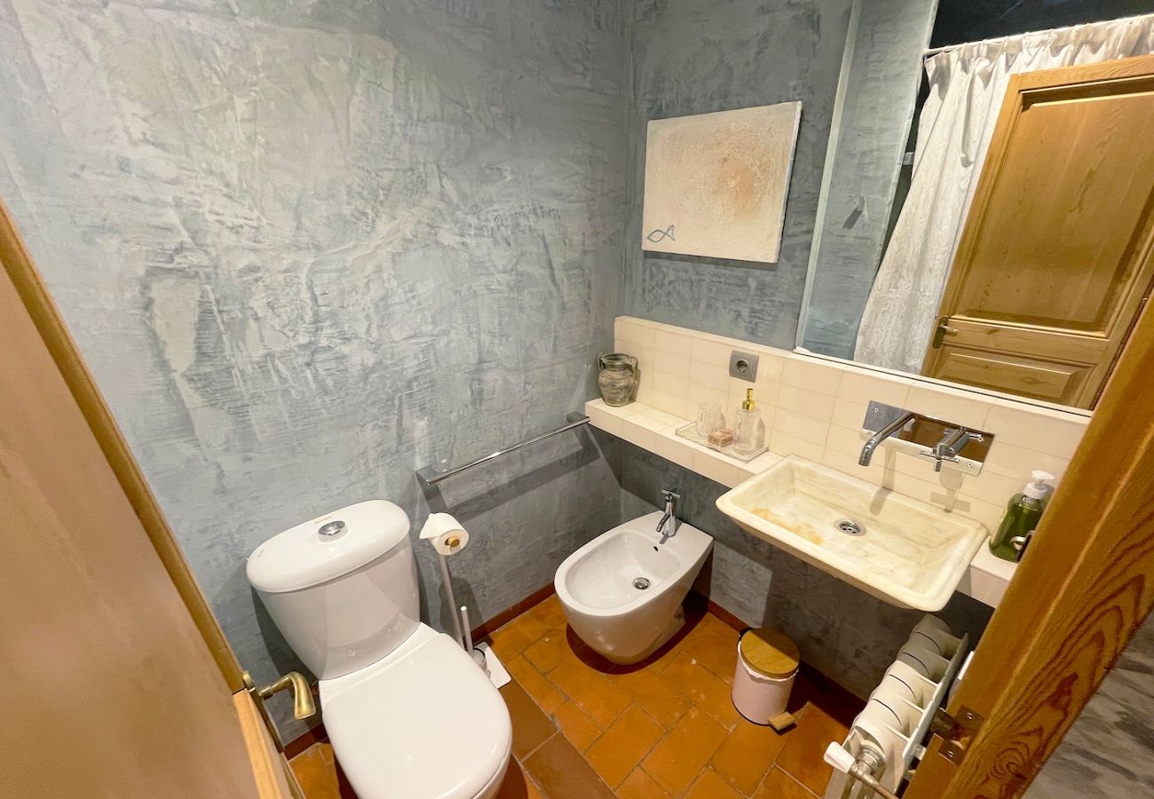 Villa in Els Plans de Sió - Medieval 16th Century Castle, 1 hour from Barcelona!