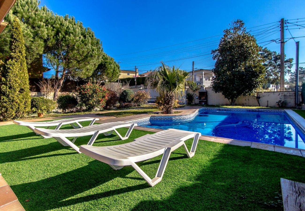 Villa in Sils - Nature, beach and fun in Costa Brava!