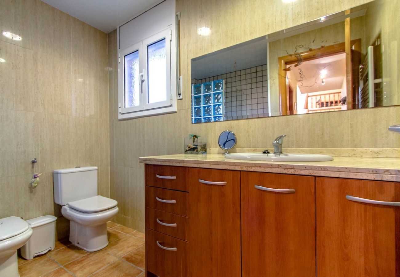 Villa in Sils - Nature, beach and fun in Costa Brava!
