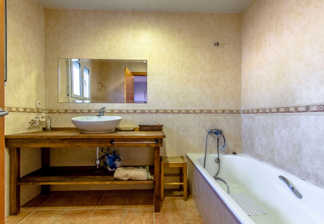 Villa in Sils - Nature, beach and fun in Costa Brava!