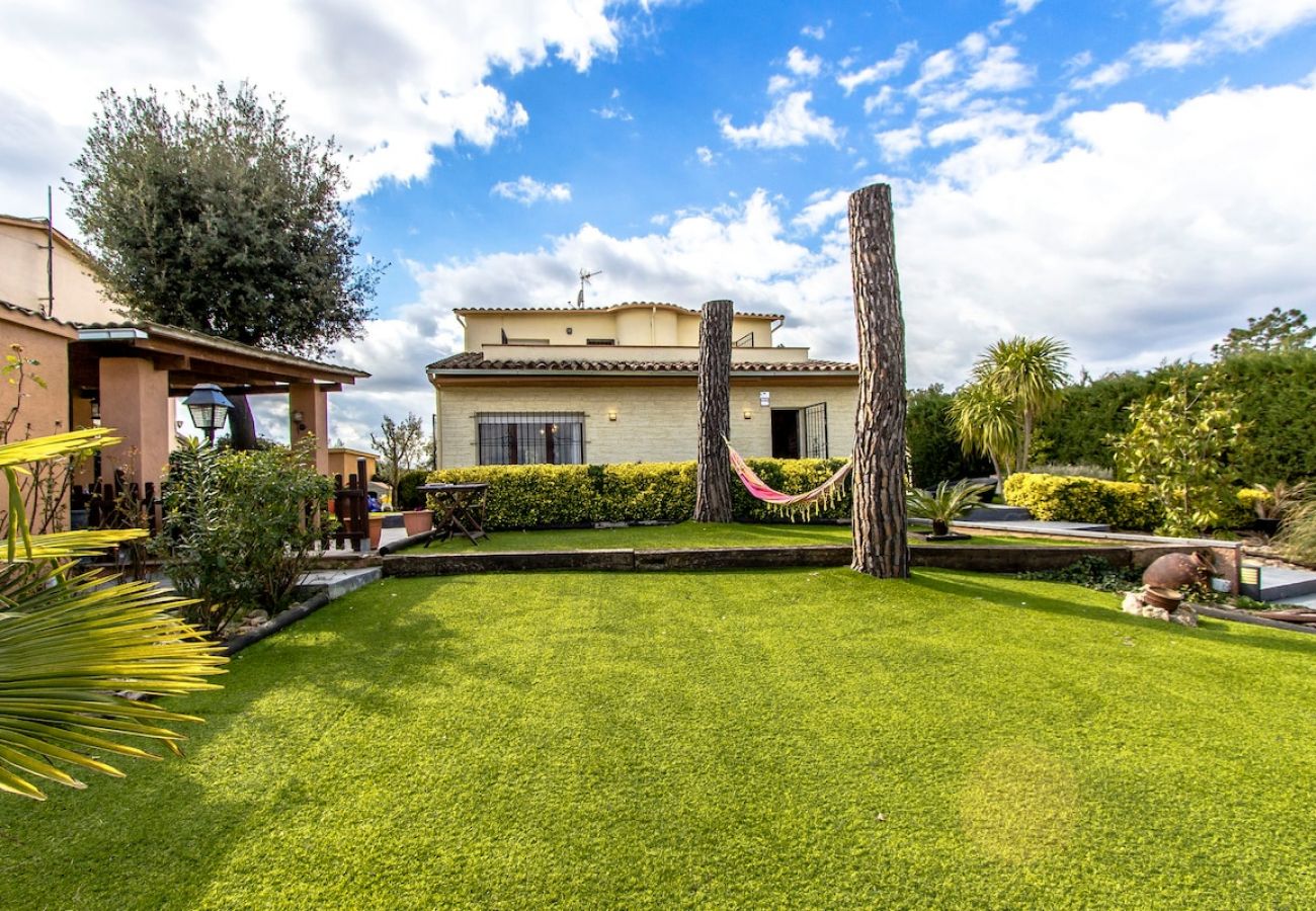 Villa in Santa Coloma de Farners - Unique Costa Brava Abode w/ train access to BCN