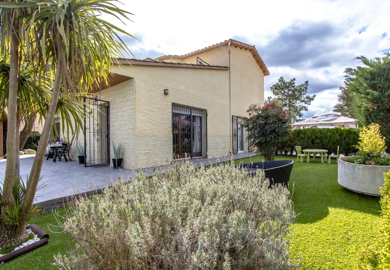 Villa in Santa Coloma de Farners - Unique Costa Brava Abode w/ train access to BCN