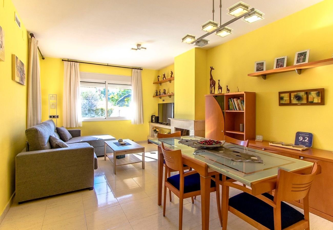 Villa in Roda de Barà -  Villa Roda Magical Costa Dorada only 2km to beach! 