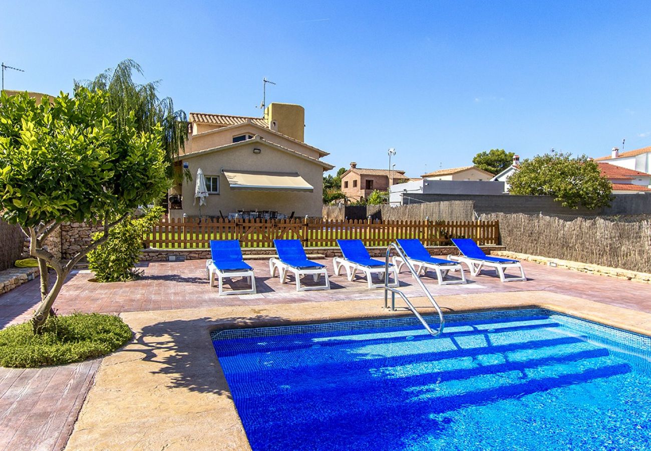 Villa in Roda de Barà -  Villa Roda Magical Costa Dorada only 2km to beach! 
