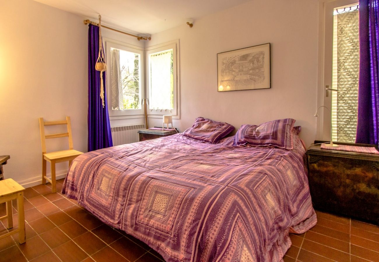 Villa in Vespella de Gaià - Rural charm on an olive farm in Costa Dorada!