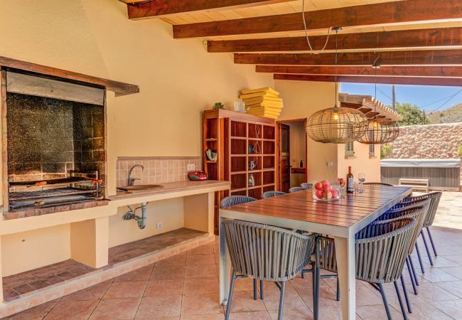 Villa in Mallorca - Spacious Villa just 6km to Mallorca’s beaches! Villa in Mallorca - Spacious Villa just 6km to Mallorca’s beaches!