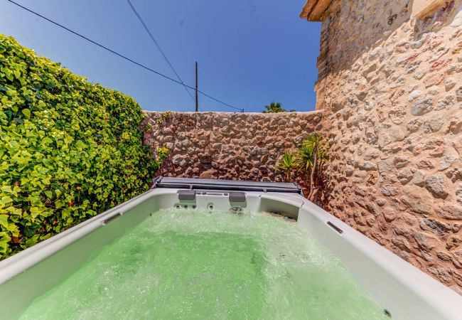 Villa in Mallorca - Spacious Villa just 6km to Mallorca’s beaches! Villa in Mallorca - Spacious Villa just 6km to Mallorca’s beaches!