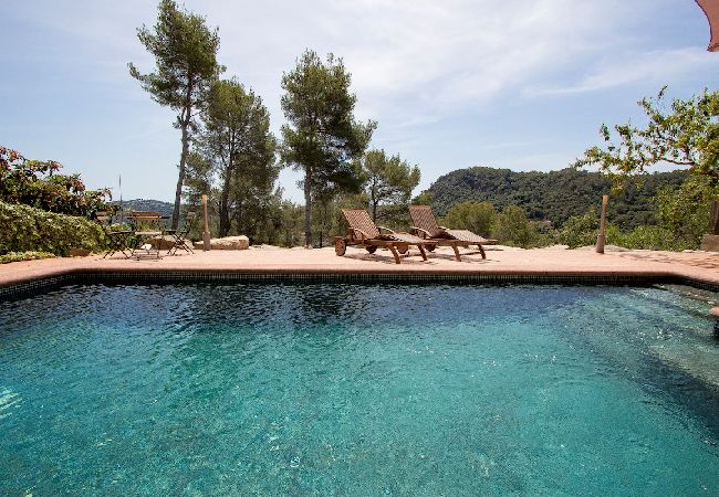 Villa in Torrelles de Llobregat - Nature & Tranquility only 25km;s from Barcelona 