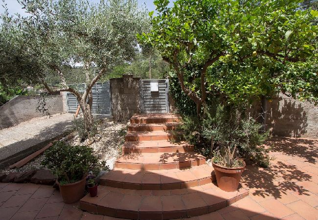 Villa in Torrelles de Llobregat - Nature & Tranquility only 25km;s from Barcelona 