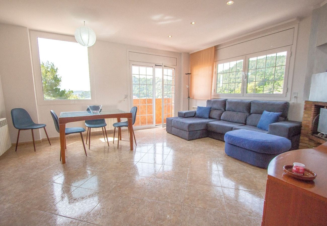 Villa in Torrelles de Llobregat - Nature & Tranquility only 25km from Barcelona 