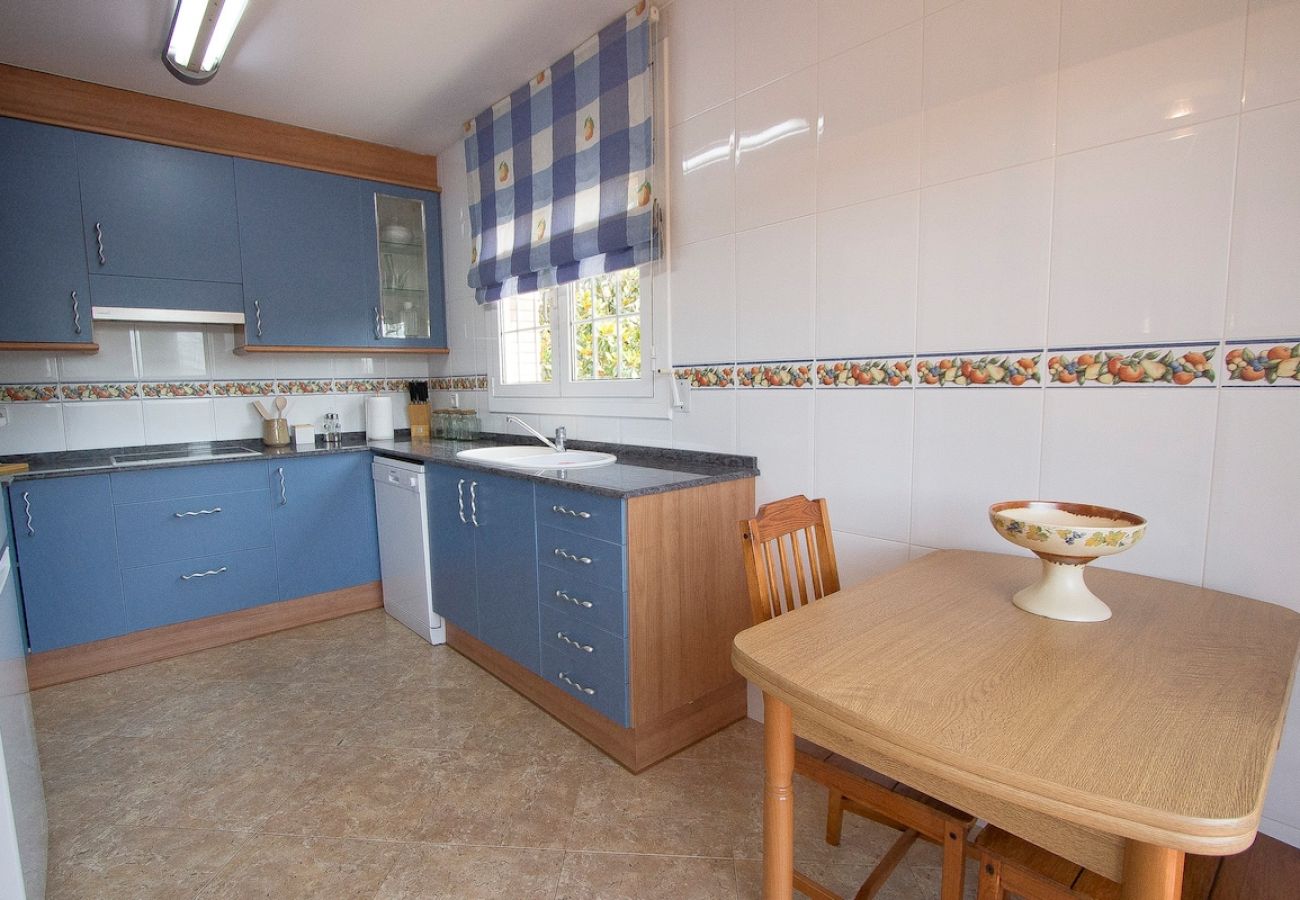 Villa in Torrelles de Llobregat - Nature & Tranquility only 25km from Barcelona 